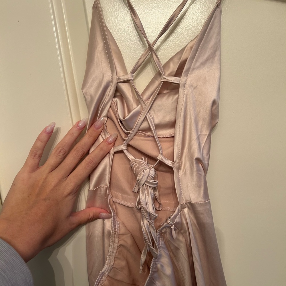 Dress - Picture 2 of 2